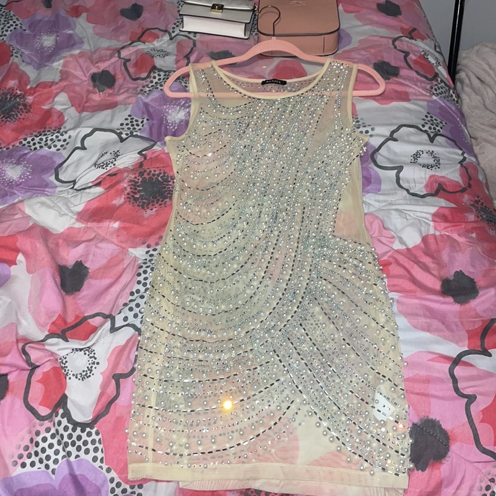 Womens dress - Picture 2 of 5